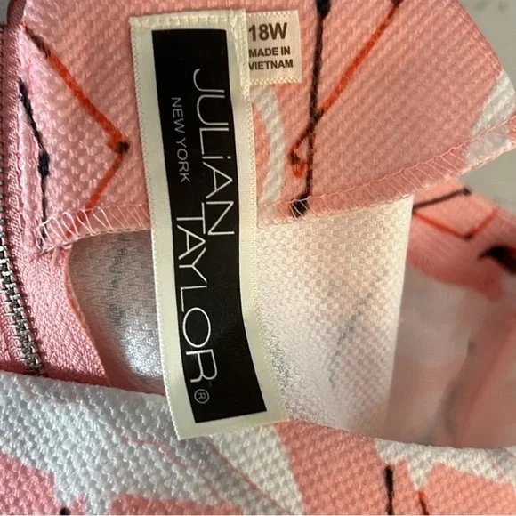 🦩Julian Taylor, FLAMINGOS,Sheath Dress, Print Pink Flamingo, Stretch, Size 18W - Picture 3 of 11